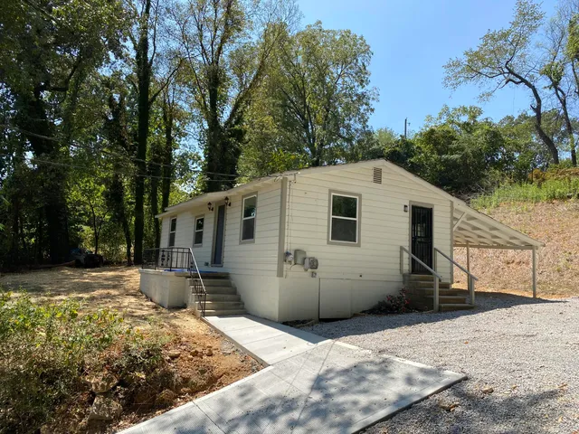 $1,500 | 975 Beason Drive, Chattanooga, TN 37405