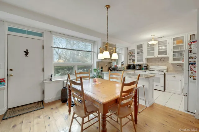 $599,000 | 22 Channing Place, Unit G, Eastchester, NY 10709