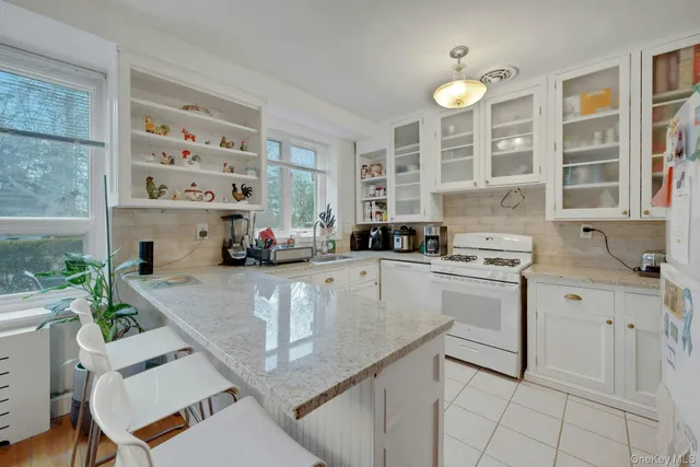 $599,000 | 22 Channing Place, Unit G, Eastchester, NY 10709