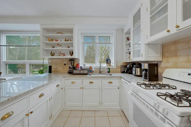 $599,000 | 22 Channing Place, Unit G, Eastchester, NY 10709