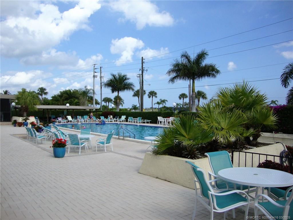 1843 Southeast Granada Lane Stuart, FL 34996 - Photo 23 of 31 a view of a patio