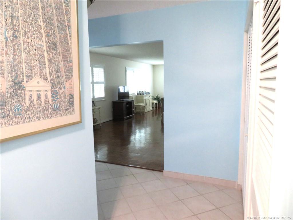 1843 Southeast Granada Lane Stuart, FL 34996 - Photo 9 of 31