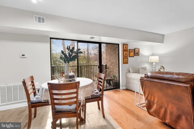 $339,000 | 2216 Castle Rock Square, Unit 12C, Reston, VA 20191