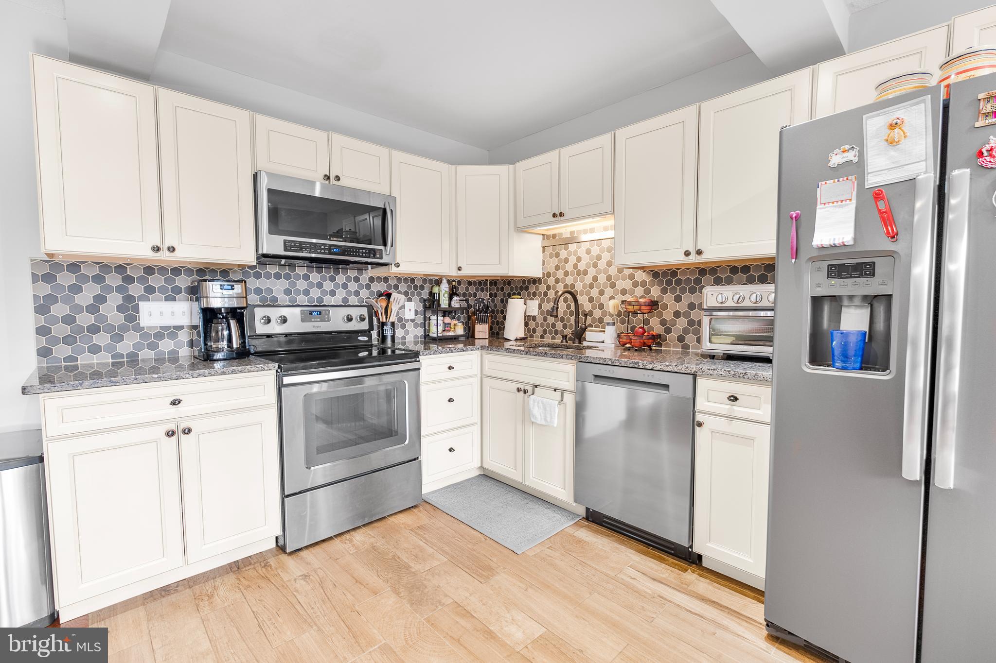 2216 Castle Rock Square, Unit 12C Reston, VA 20191 - Photo 2 of 15