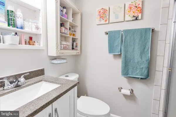 $320,000 | 2216 Castle Rock Square, Unit 12C, Reston, VA 20191