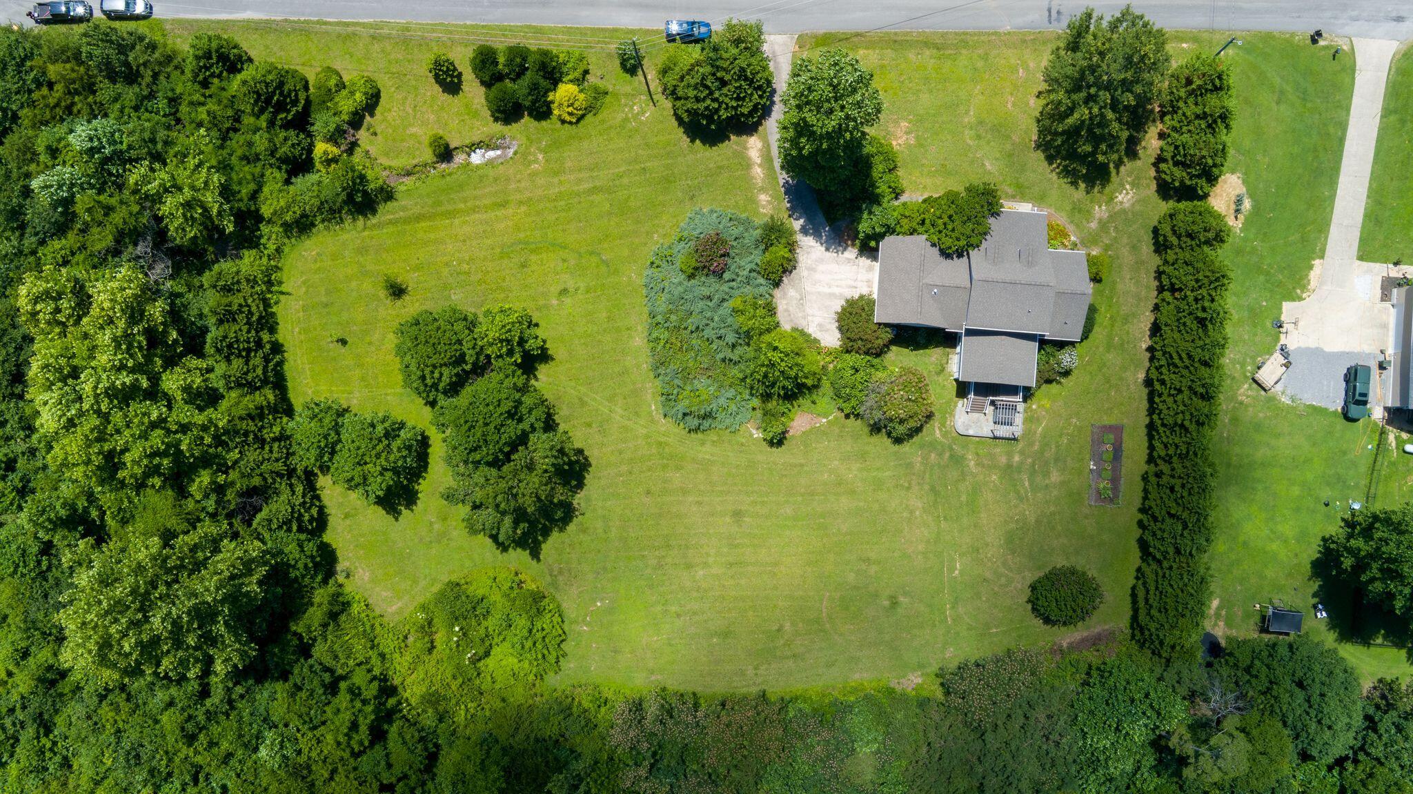 67 Whispering Pine Trenton, GA 30752 - Photo 36 of 46 .