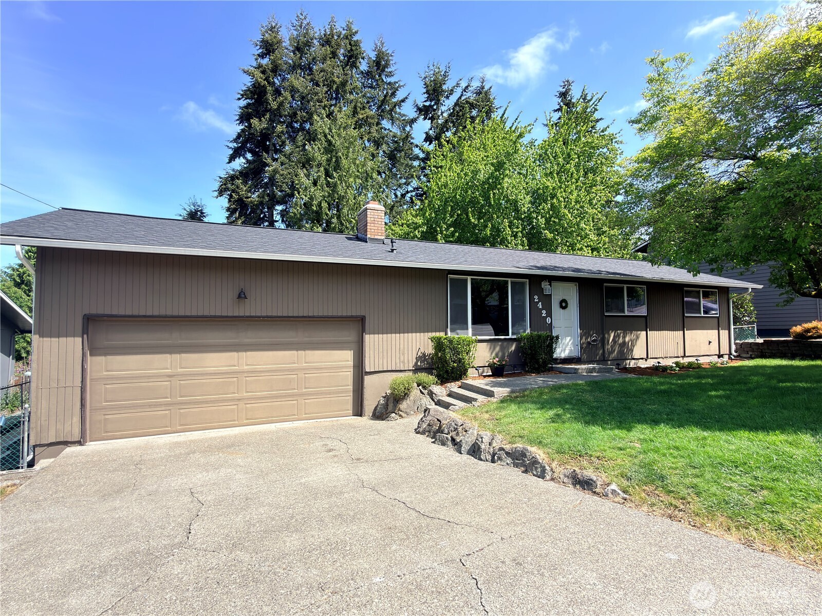2420 Southwest 326th Street Federal Way, WA 98023 - Photo 3 of 35