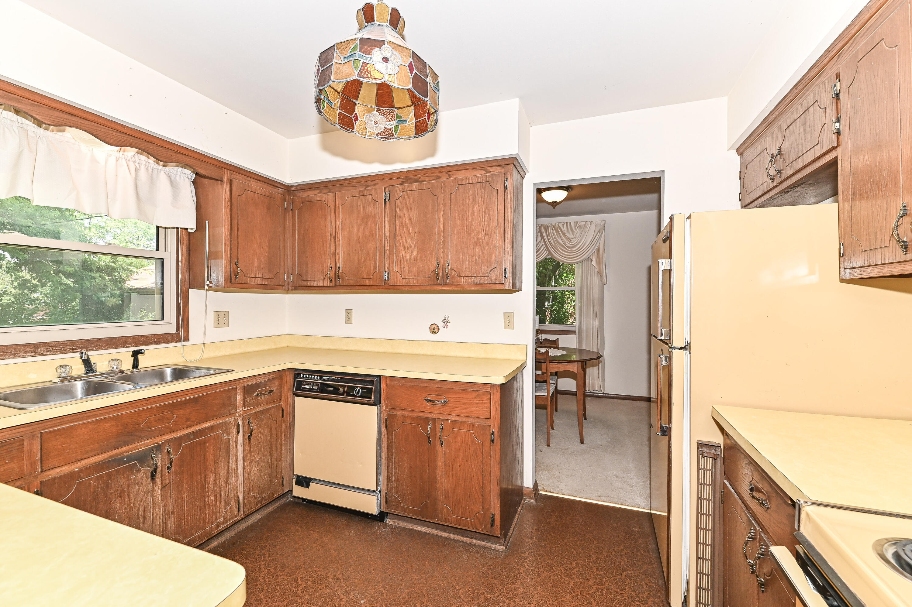 146 Perry Avenue Racine, WI 53406 - Photo 21 of 36 perry-26