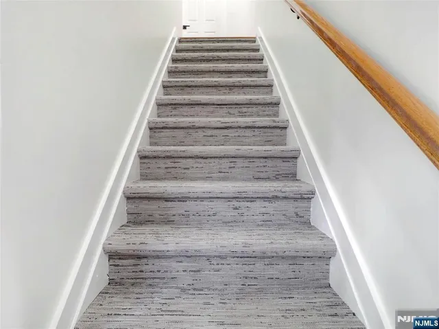 $400,000 | 42 Krueger Court, Unit 1305, Newark, NJ 07103