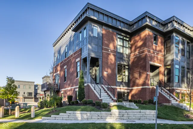 $825,000 | 416 Monon Wy Drive, Carmel, IN 46032