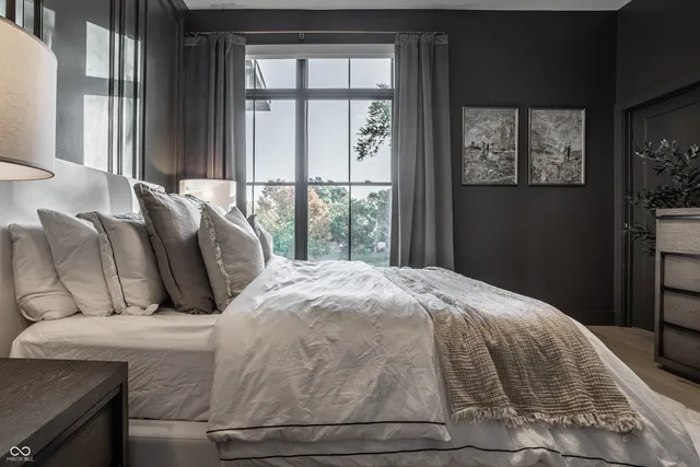 $825,000 | 416 Monon Wy Drive, Carmel, IN 46032