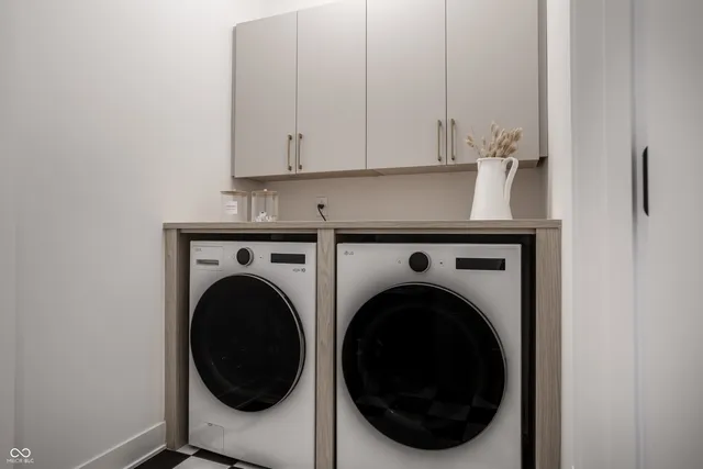 $825,000 | 416 Monon Wy Drive, Carmel, IN 46032