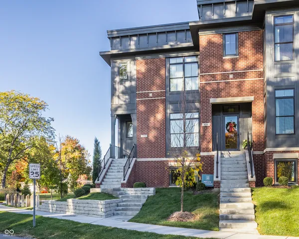 $825,000 | 416 Monon Wy Drive, Carmel, IN 46032