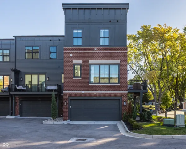 $825,000 | 416 Monon Wy Drive, Carmel, IN 46032