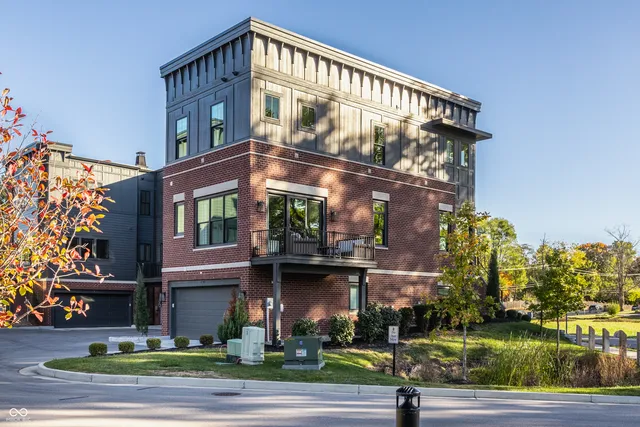 $825,000 | 416 Monon Wy Drive, Carmel, IN 46032