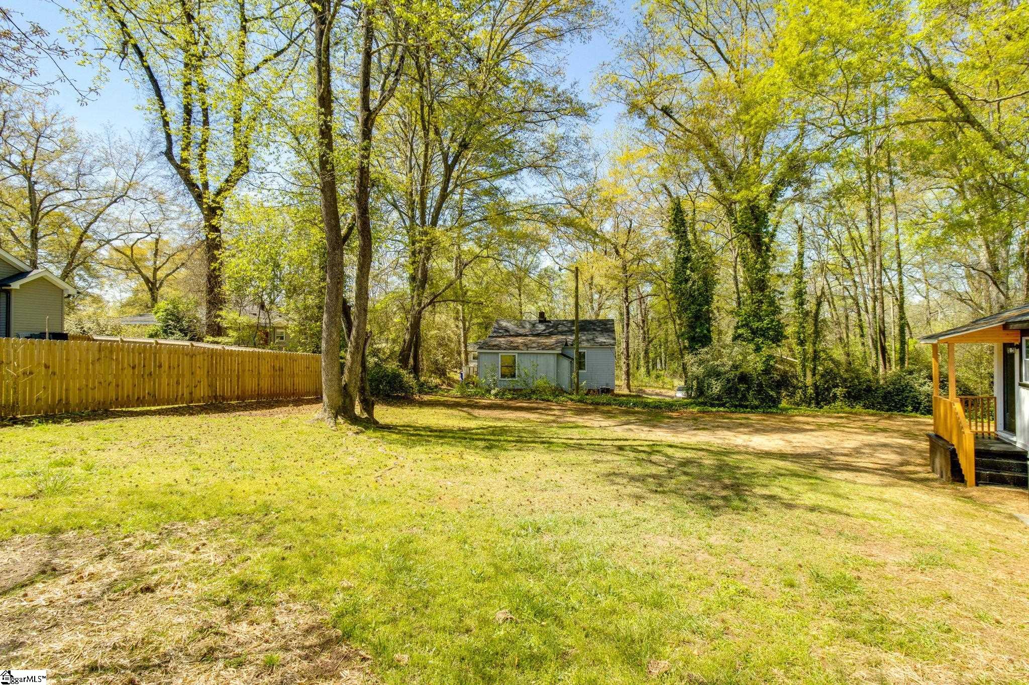 11 Miller Street Greenville, SC 29607 - Photo 15 of 15