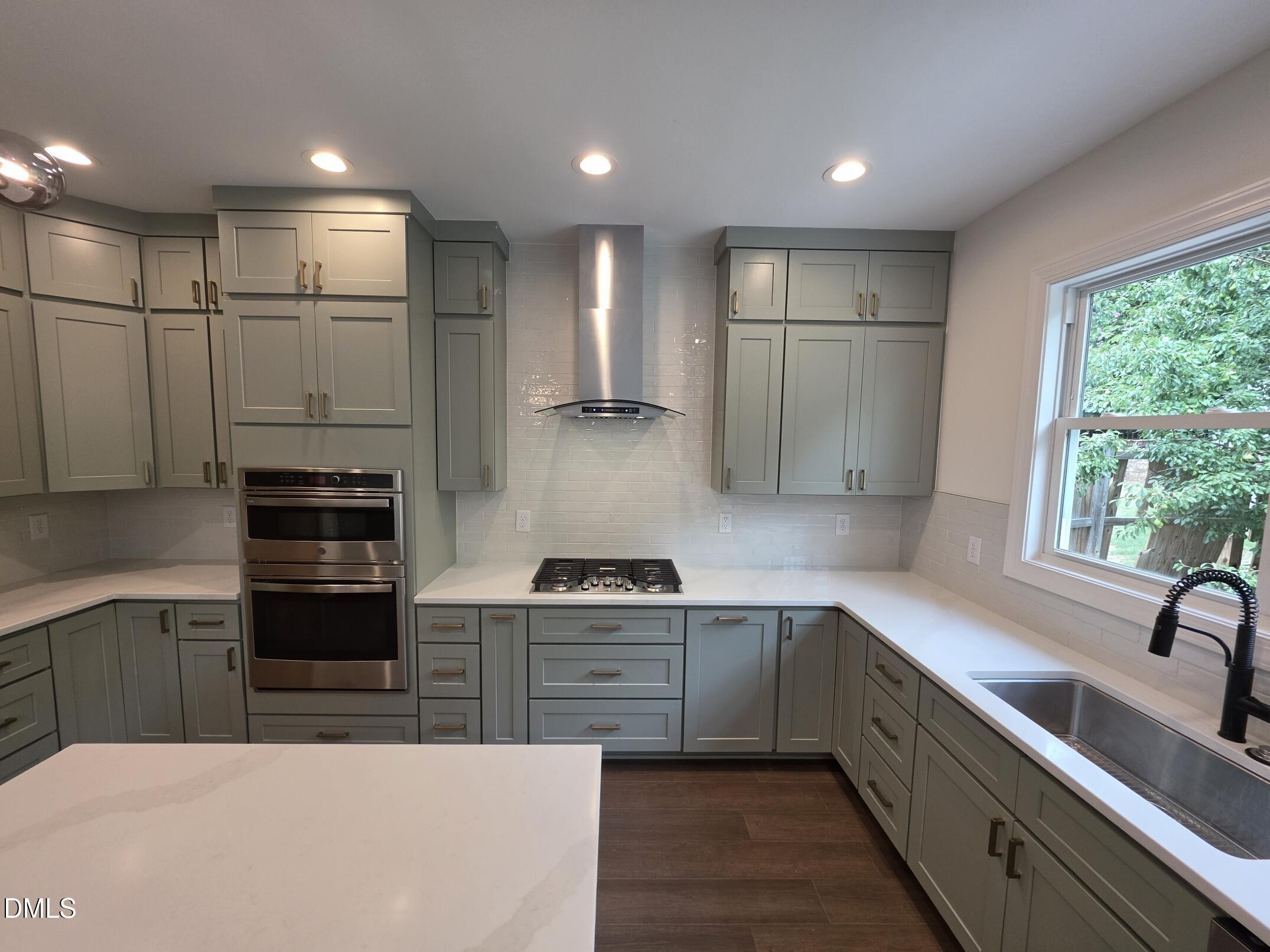 7608 Silver View Lane Raleigh, NC 27613 - Photo 14 of 46