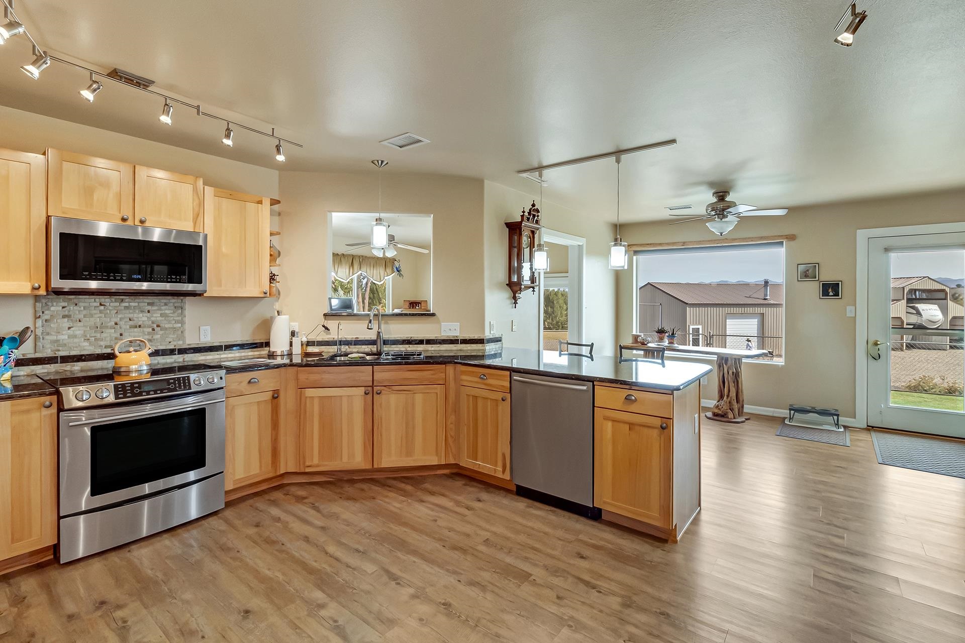 1270 14 Road Loma, CO 81524 - Photo 5 of 36 Gallery Image 5
