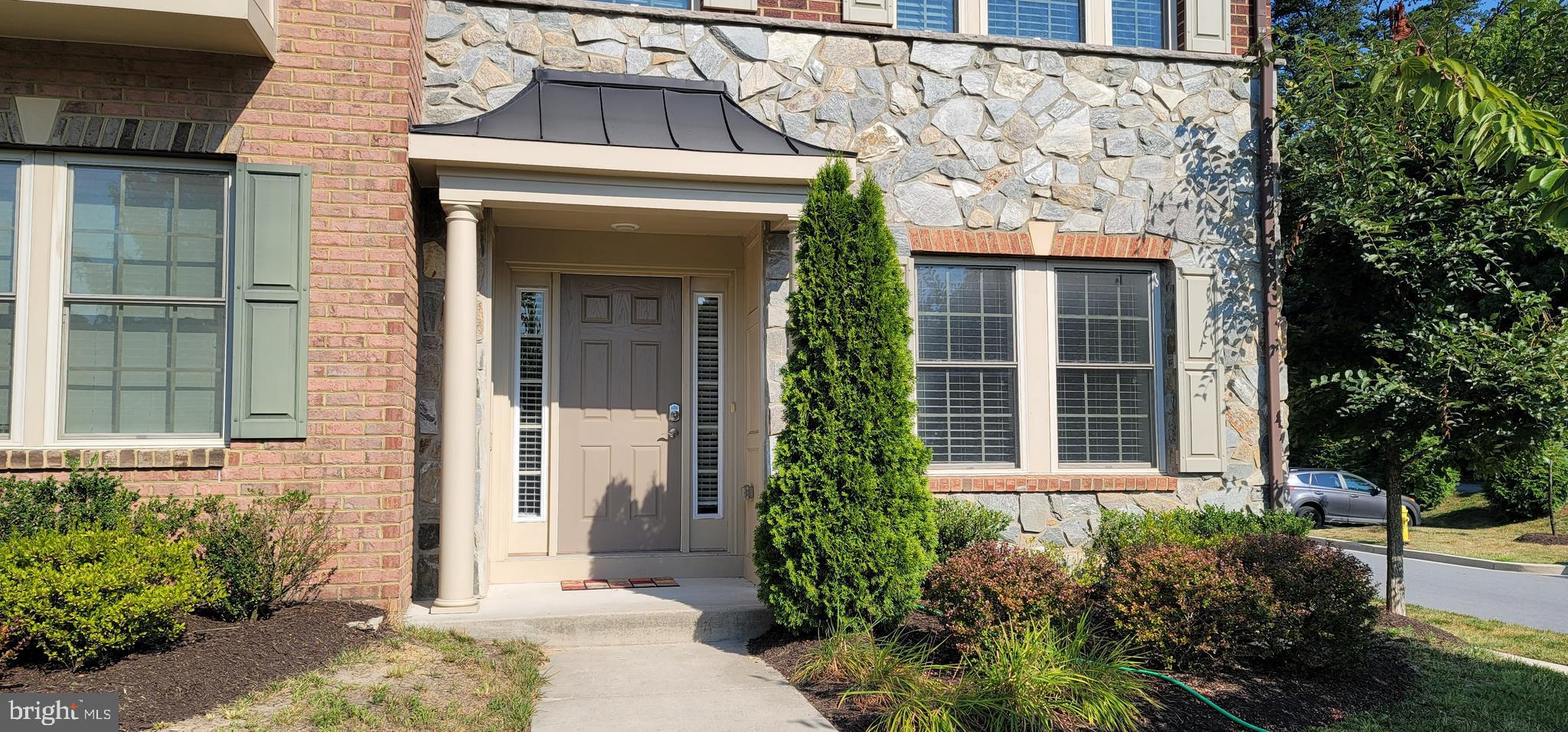 7403 Matapan Drive Hanover, MD 21076 - Photo 2 of 37 Home has beautiful architectural details
