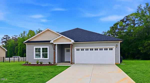 a front view of house with yard