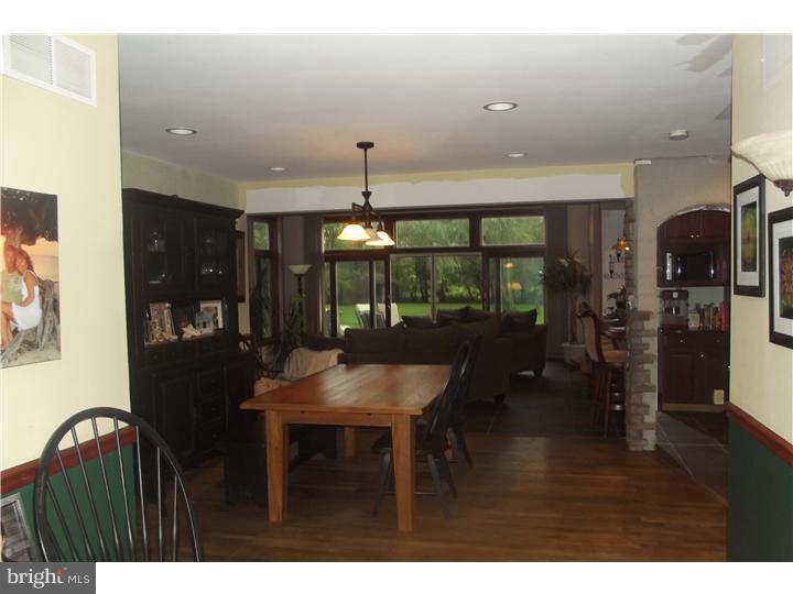 242 Log Cabin Road Perkasie, PA 18944 - Photo 12 of 19 Gallery Image 12