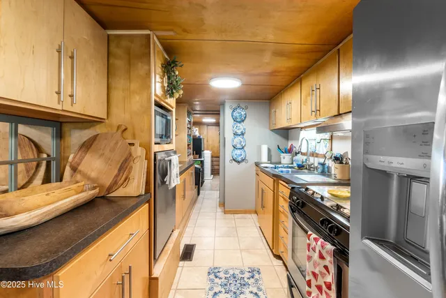 $499,000 | 130 Bunch Road, Aydlett, NC 27916