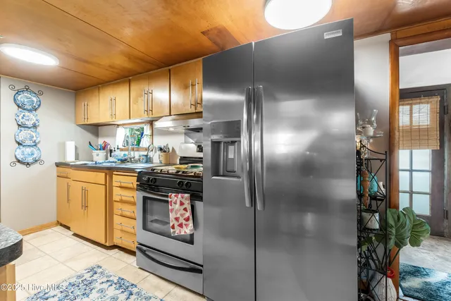 $499,000 | 130 Bunch Road, Aydlett, NC 27916