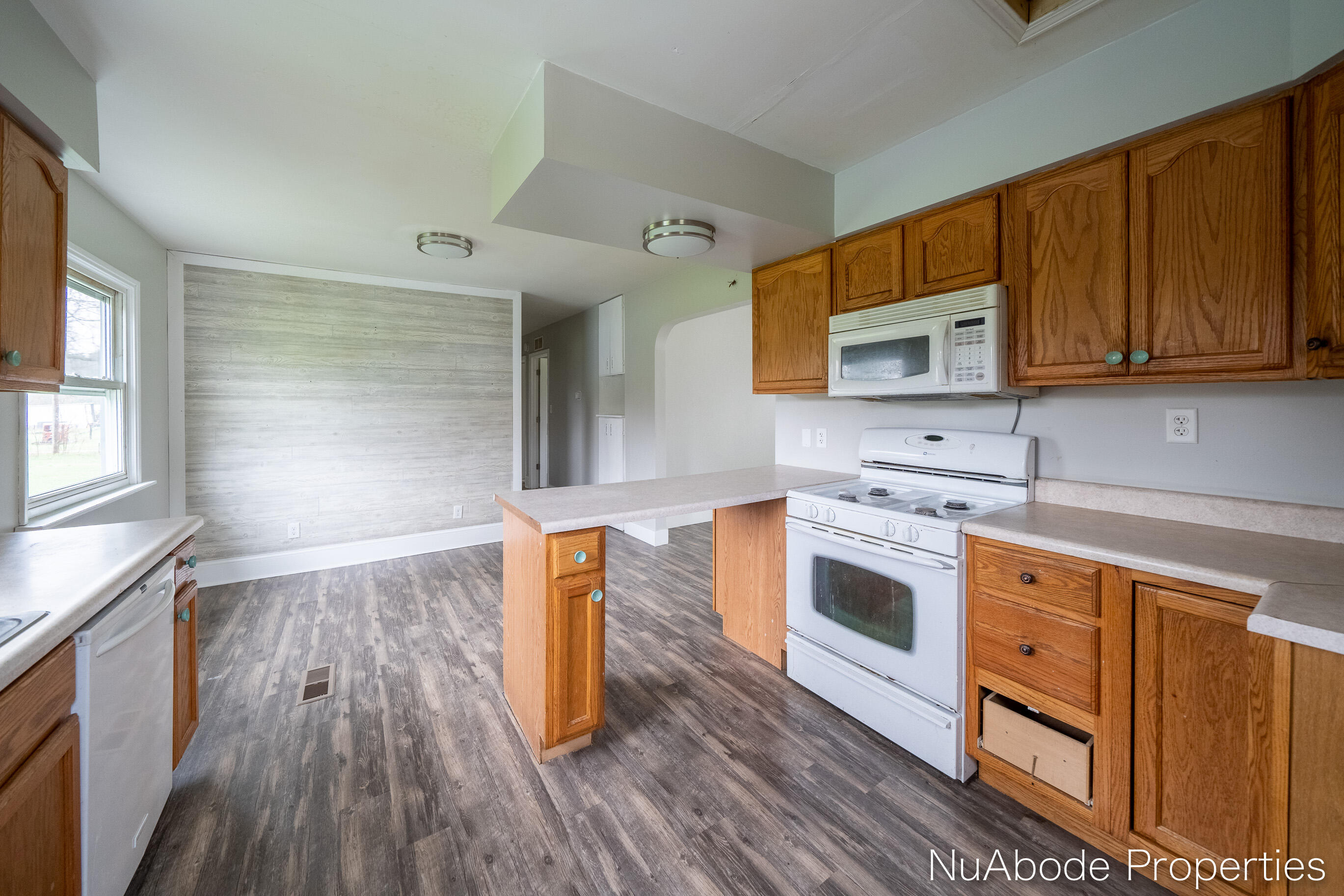 5182 Johnson Road Greenville, MI 48838 - Photo 14 of 31 5182 Johnson Rd, Greenville, MI-14