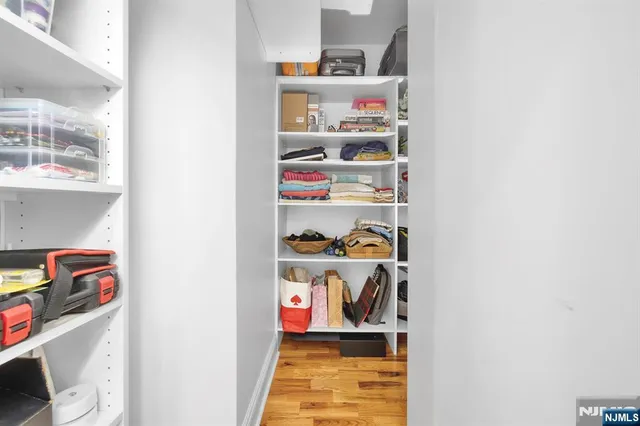 $1,250,000 | 44 Marquis Court, Unit 44, Edgewater, NJ 07020