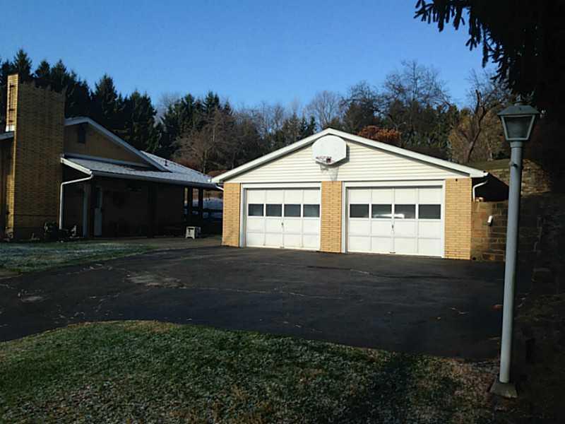 1027 Old State Road Apollo, PA 15613 - Photo 18 of 19 Parking Lot/Garage.
