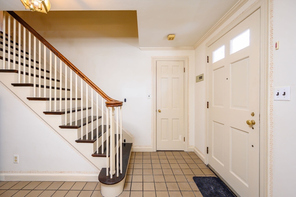 57 Columbine Road Milton, MA 02186 - Photo 13 of 28