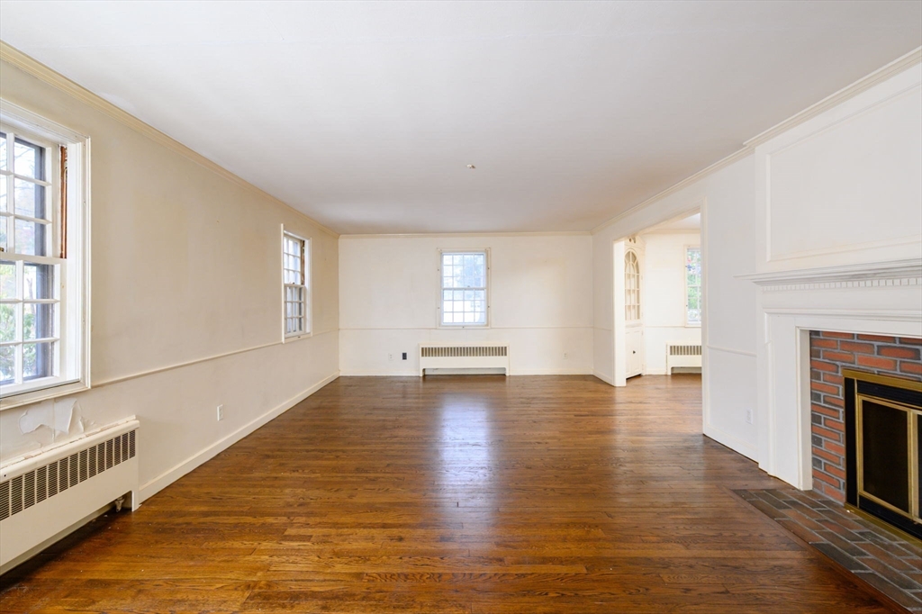 57 Columbine Road Milton, MA 02186 - Photo 3 of 28