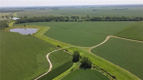 $4,550,000 | 2 North Of Cranberry Bend Road, Malta Bend, MO 65339