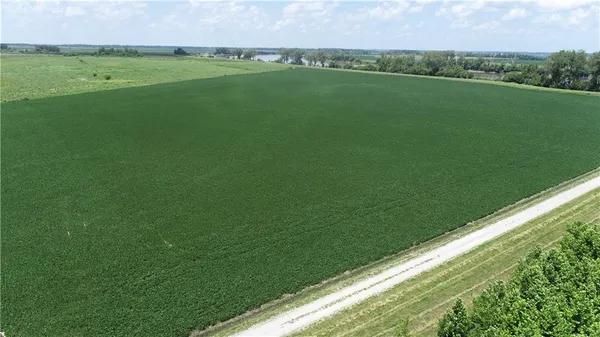 $4,550,000 | 2 North Of Cranberry Bend Road, Malta Bend, MO 65339