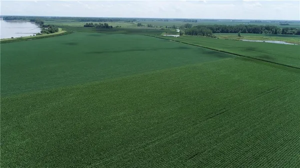 $4,550,000 | 2 North Of Cranberry Bend Road, Malta Bend, MO 65339