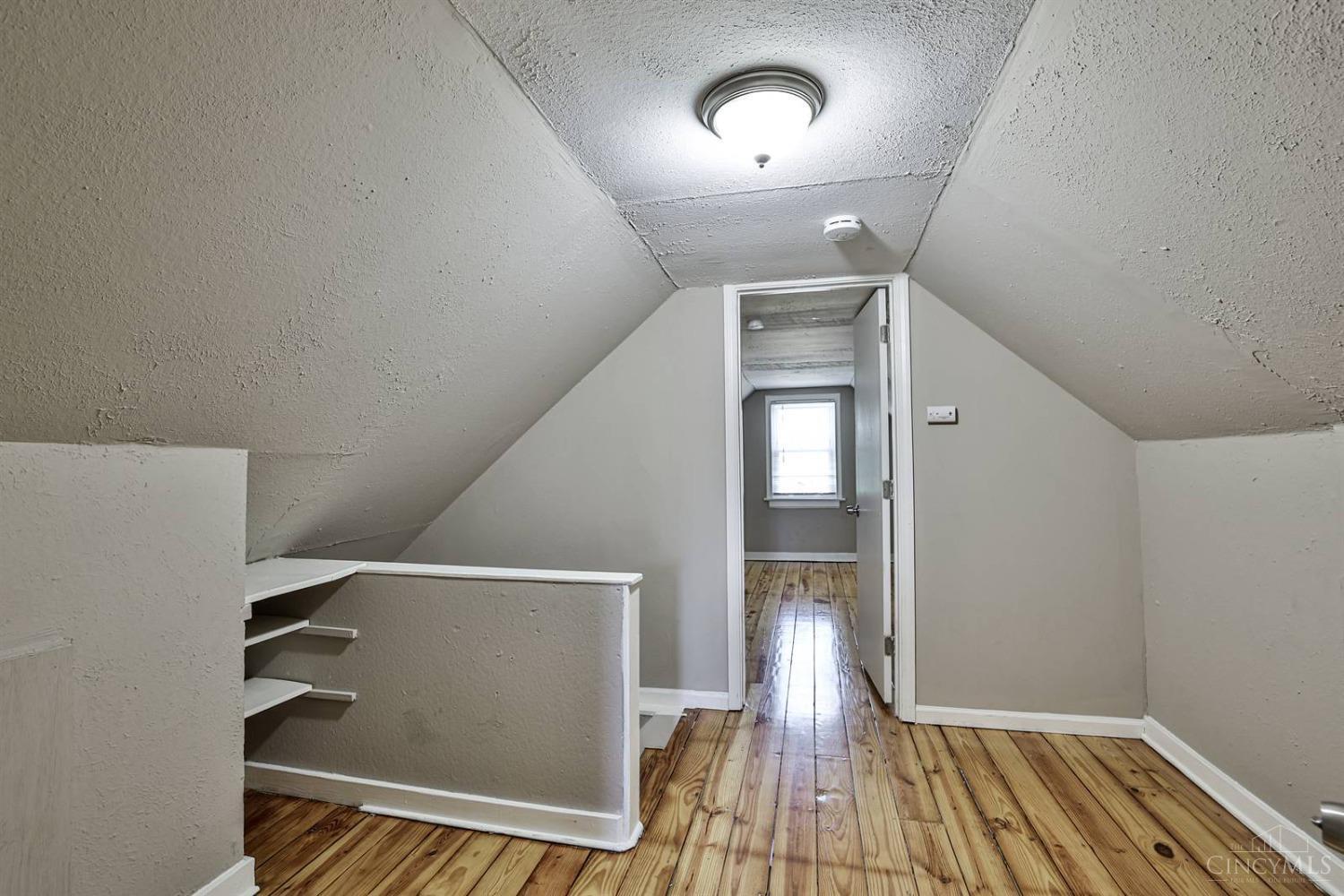 1112 Groesbeck Road Cincinnati, OH 45224 - Photo 22 of 24 Gallery Image 22