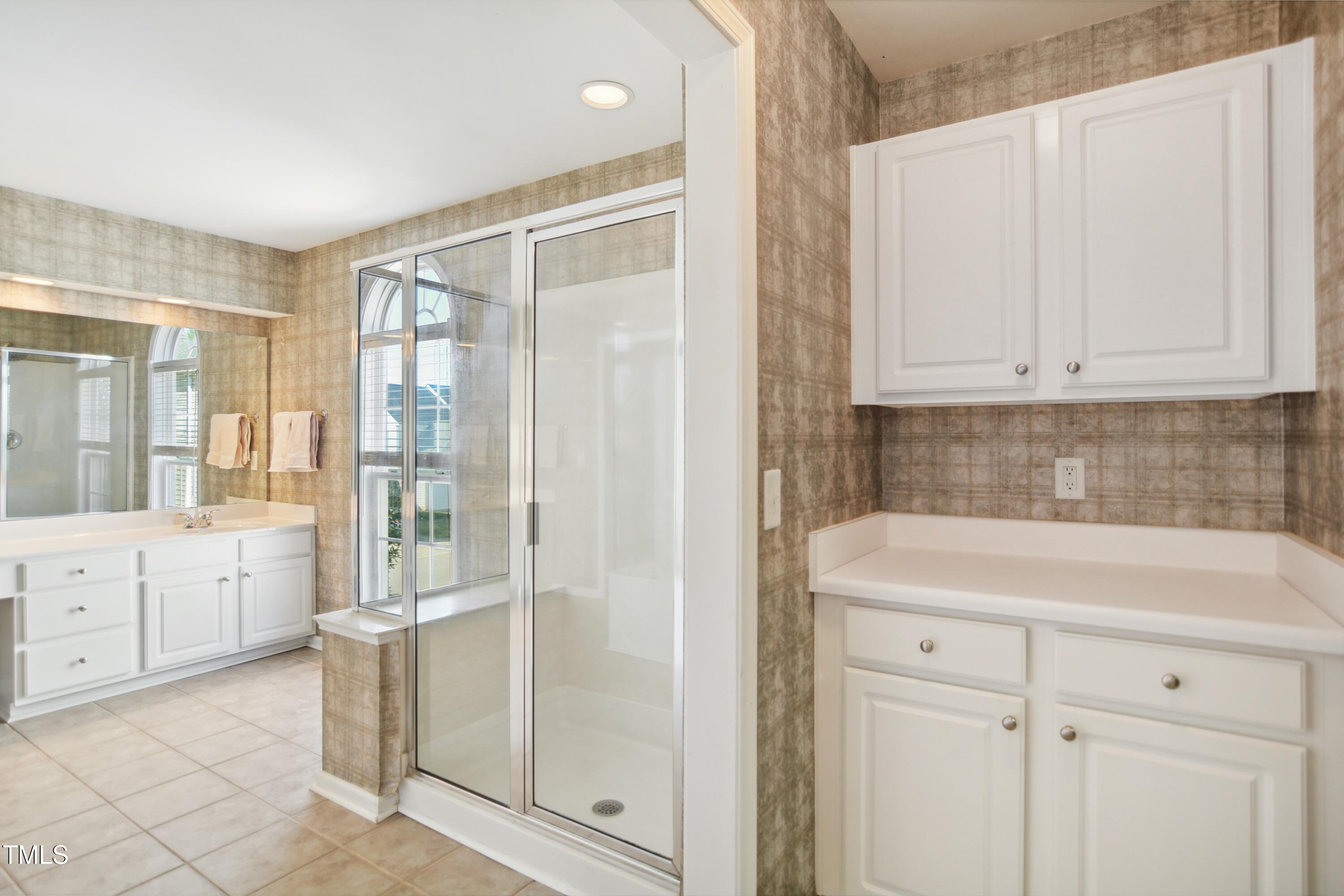 7604 Derek Drive Raleigh, NC 27613 - Photo 20 of 33 022