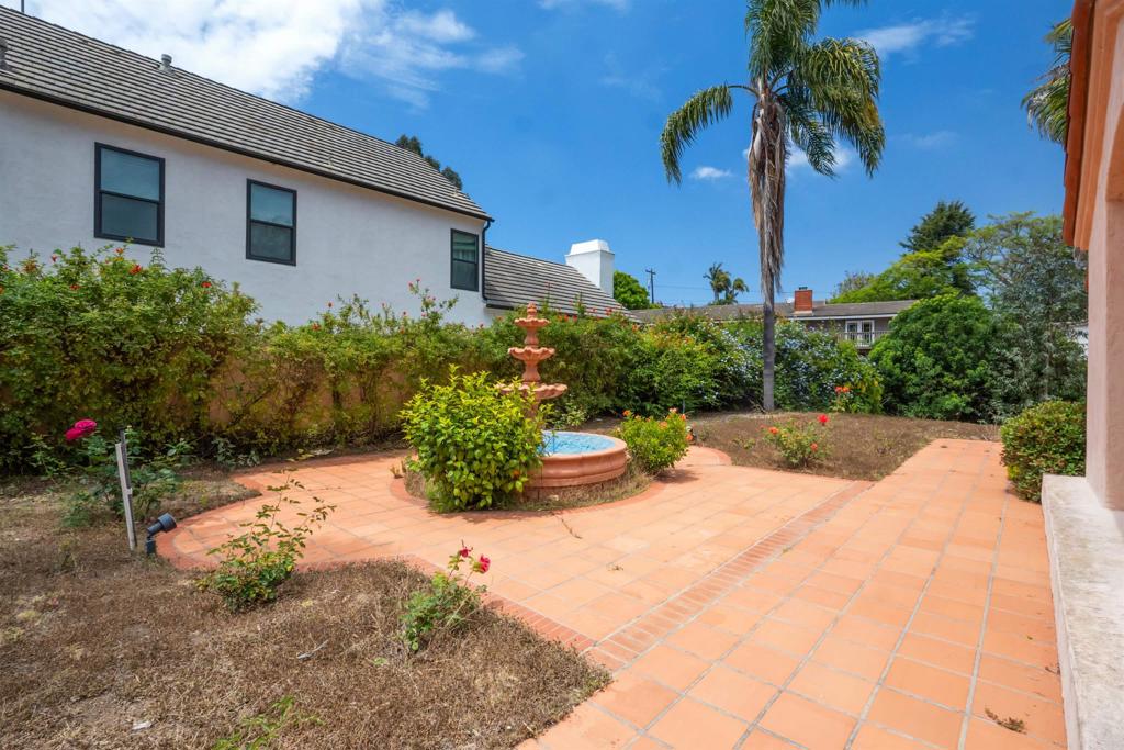 2246 Janis Way Carlsbad, CA 92008 - Photo 27 of 30