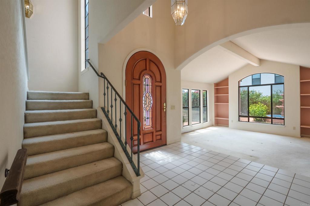 2246 Janis Way Carlsbad, CA 92008 - Photo 7 of 30
