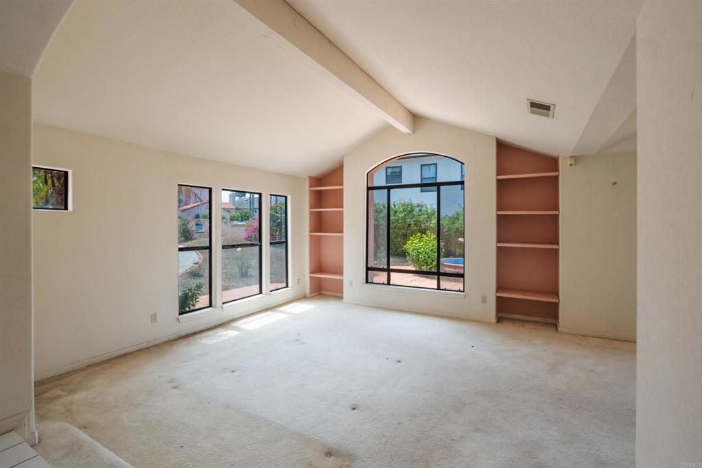 2246 Janis Way Carlsbad, CA 92008 - Photo 9 of 30