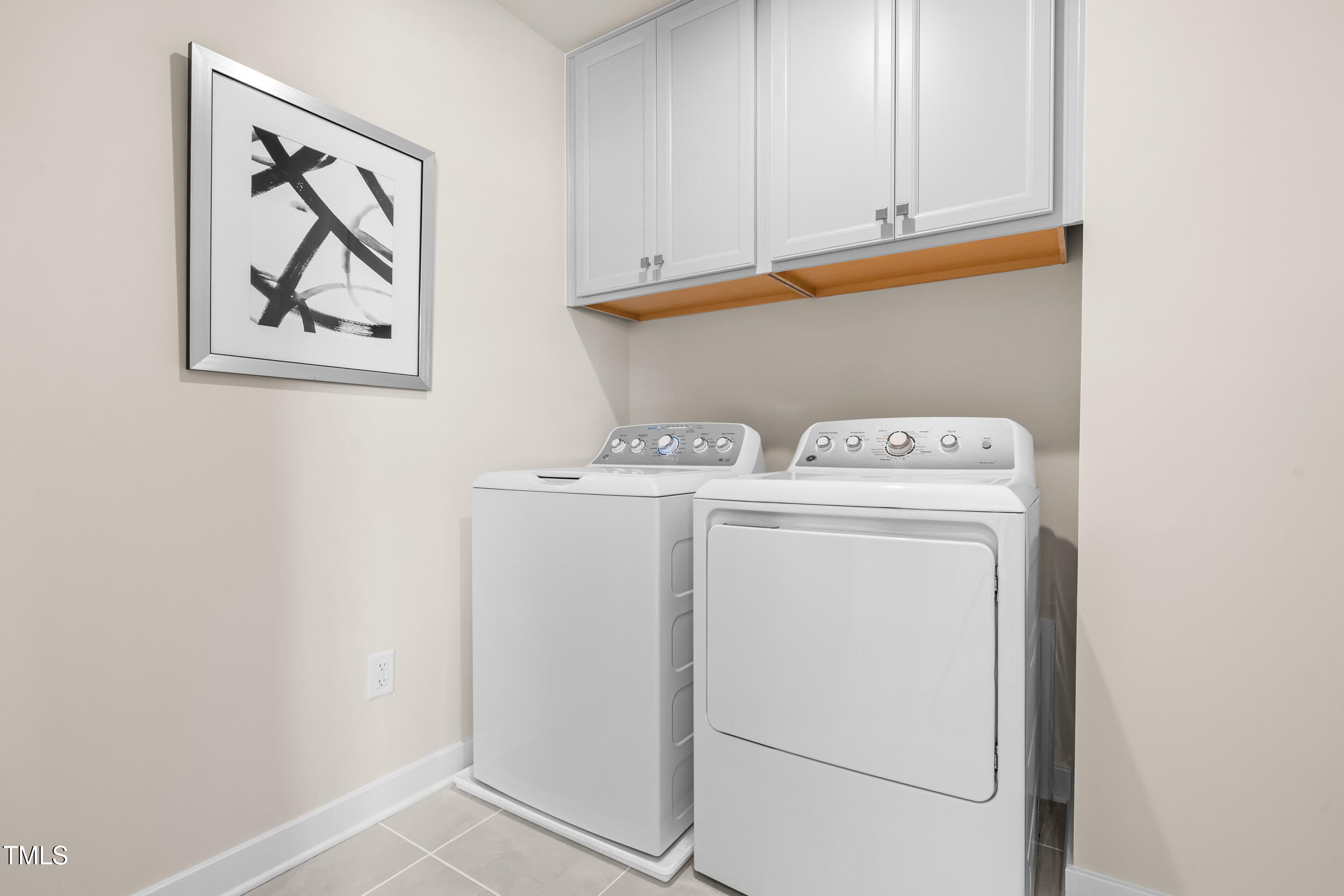809 Walker Rdg Way Willow Spring, NC 27592 - Photo 26 of 33 a utility room with dryer and washer