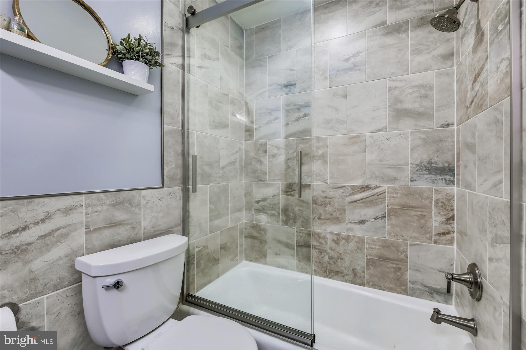 11400 Rockbridge Road Silver Spring, MD 20902 - Photo 17 of 30 Hall Bathroom