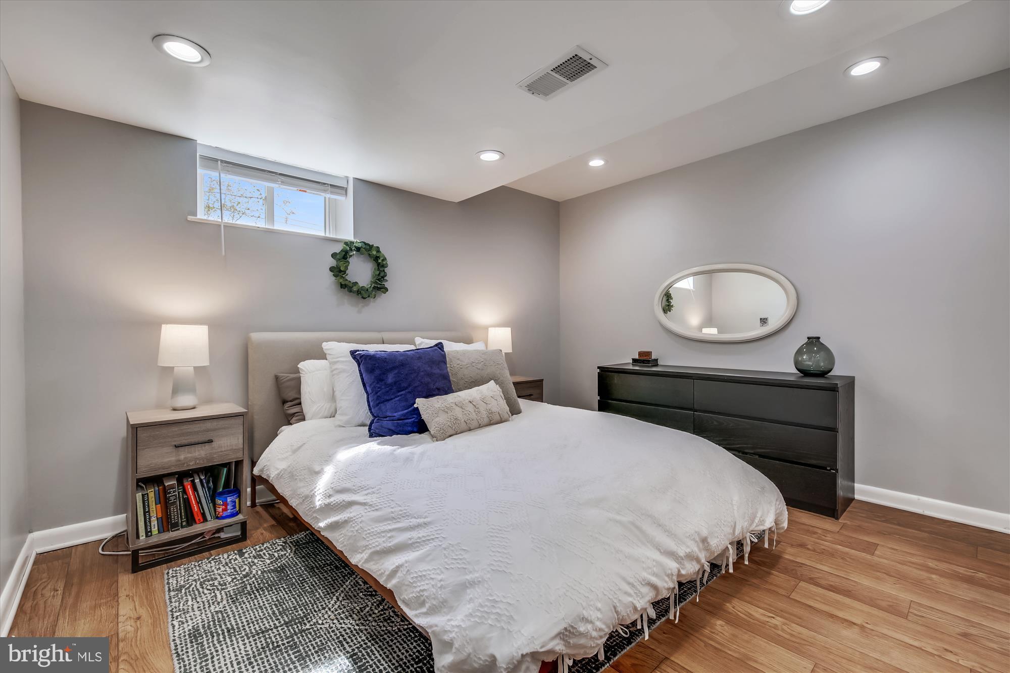 11400 Rockbridge Road Silver Spring, MD 20902 - Photo 21 of 30 Bedroom 4
