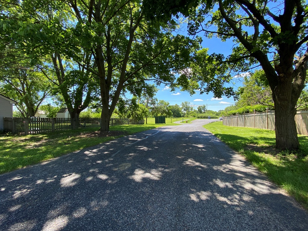 136 Saugatuck Road Montgomery, IL 60538 - Photo 28 of 33
