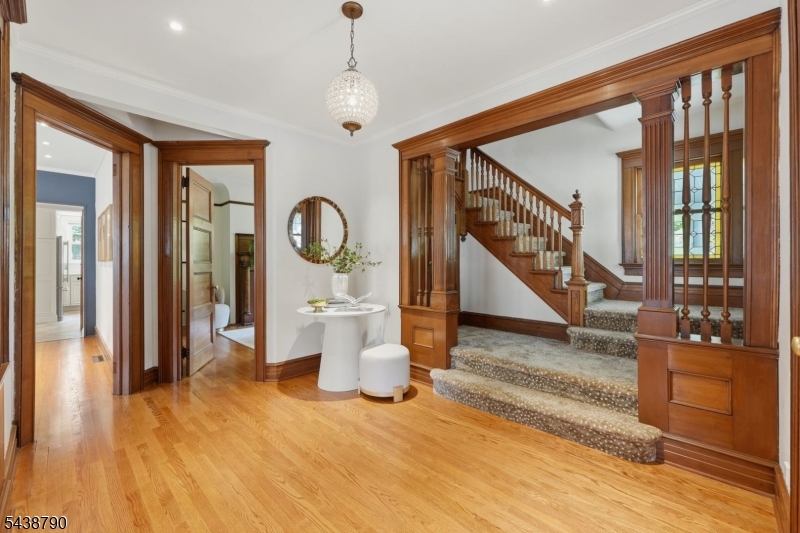 610 Springfield Avenue Summit, NJ 07901 - Photo 5 of 50