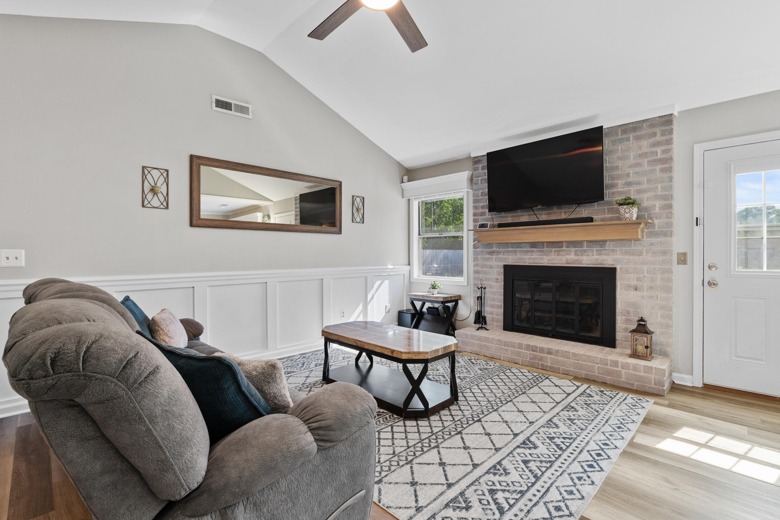 1785 Anburn Drive Sumter, SC 29154 - Photo 4 of 34