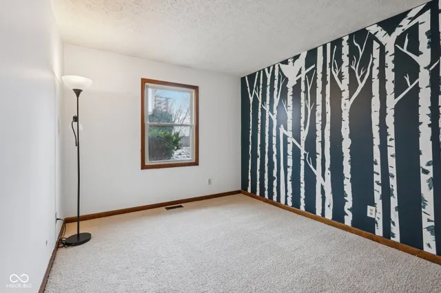 $310,000 | 8402 Tanager Lane, Indianapolis, IN 46256