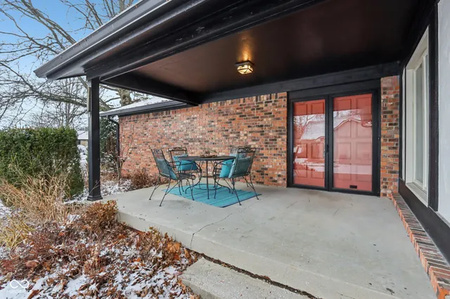 $310,000 | 8402 Tanager Lane, Indianapolis, IN 46256