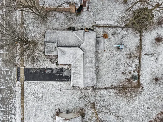 $310,000 | 8402 Tanager Lane, Indianapolis, IN 46256