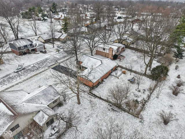 $310,000 | 8402 Tanager Lane, Indianapolis, IN 46256